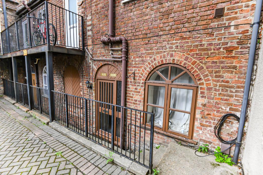 1 Bedroom Ground Floor Flat For Sale in Anchor View, North End, Wisbech