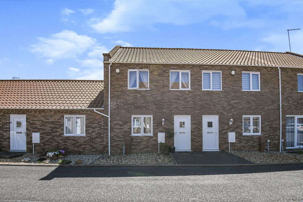 3 Bedroom Terraced House For Sale In Bridle Close Outwell Wisbech