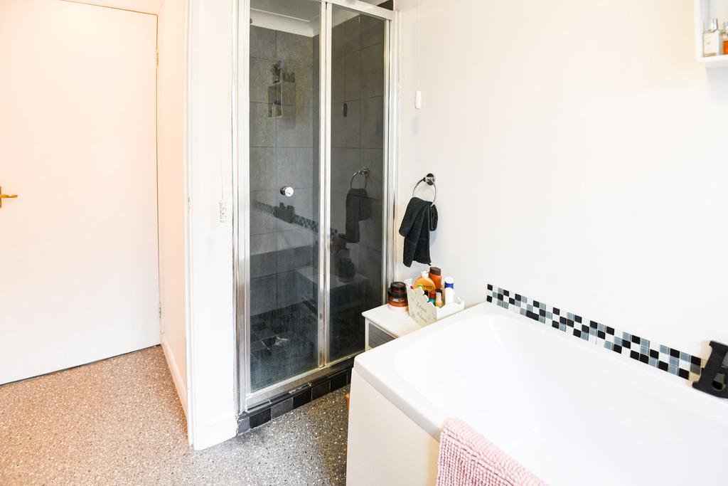 3 Bedroom SemiDetached House For Sale in Gorefield Road, Leverington