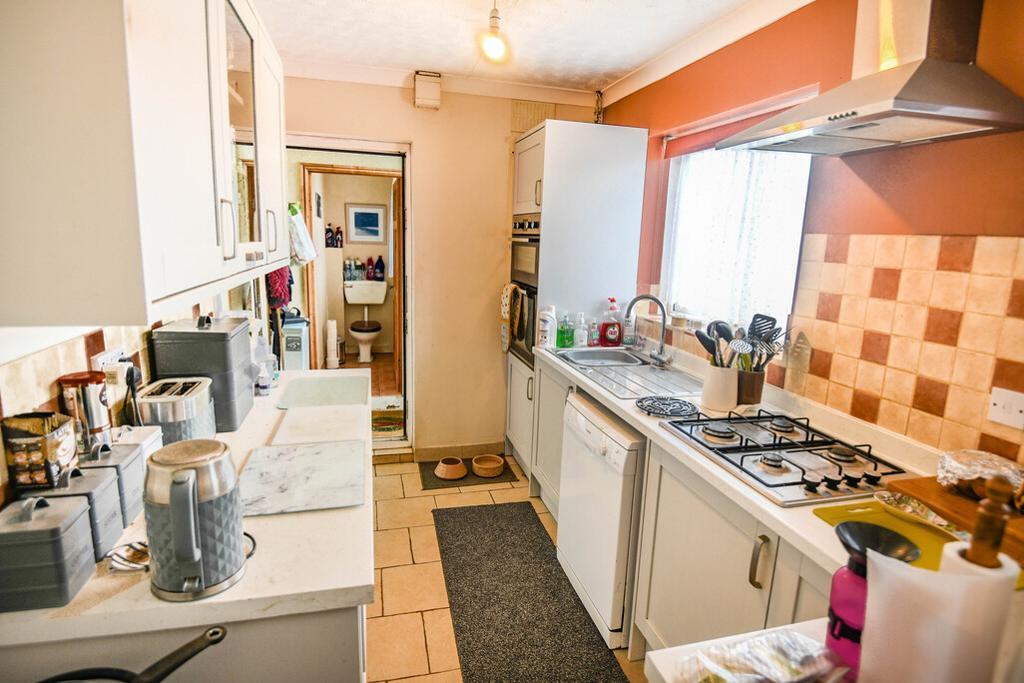 3 Bedroom SemiDetached House For Sale in Crown Avenue, Holbeach St