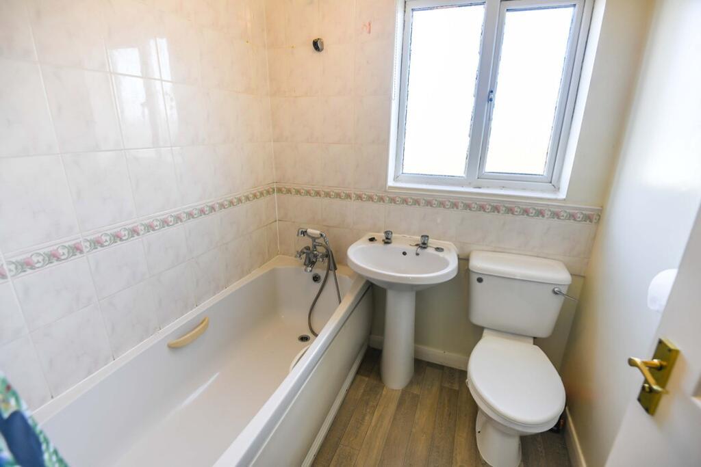 2 Bedroom SemiDetached House For Sale in Myles Way, Wisbech, PE13 3PY
