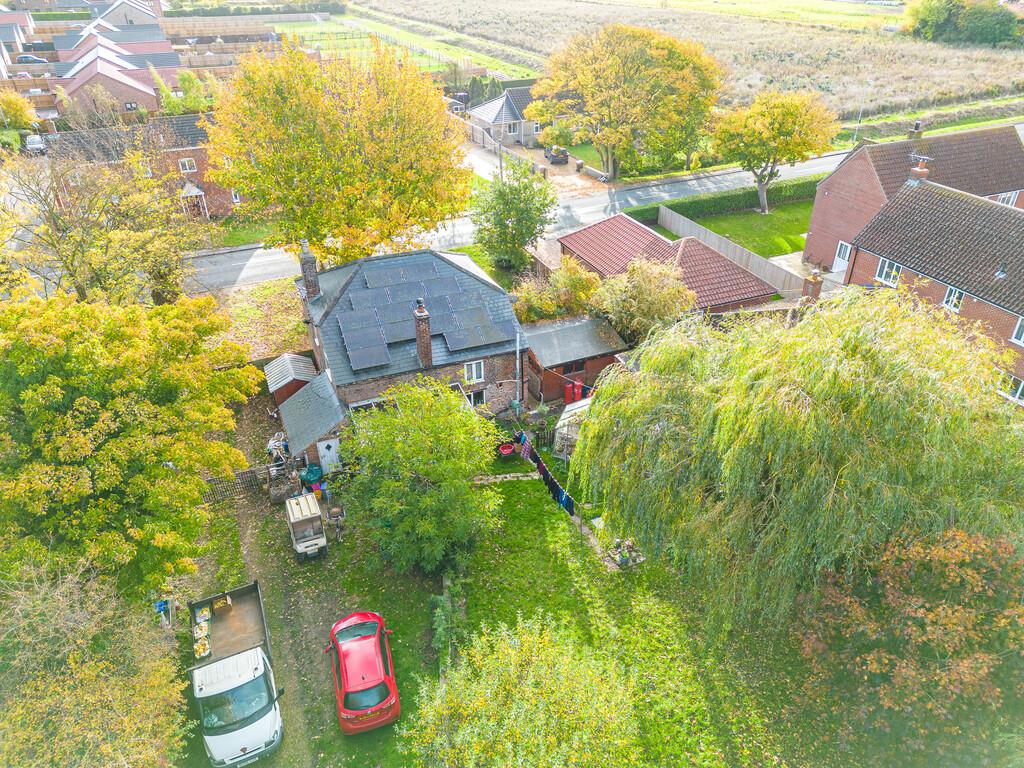 3 Bedroom Detached House For Sale in Station Road, Gedney Hill