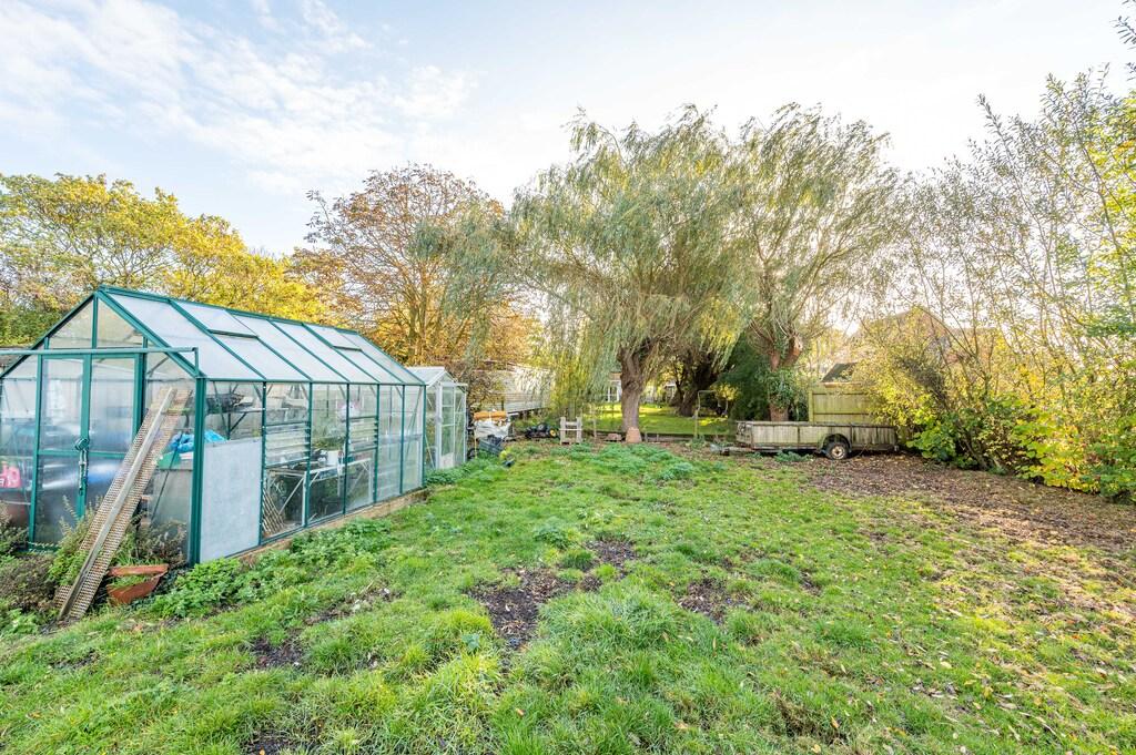 3 Bedroom Detached House For Sale in Station Road, Gedney Hill