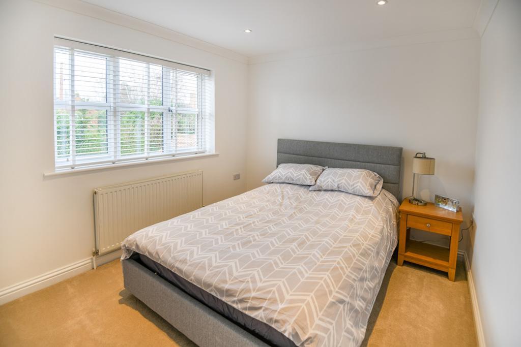 4 Bedroom Detached House For Sale in Main Road, Friday Bridge, Wisbech