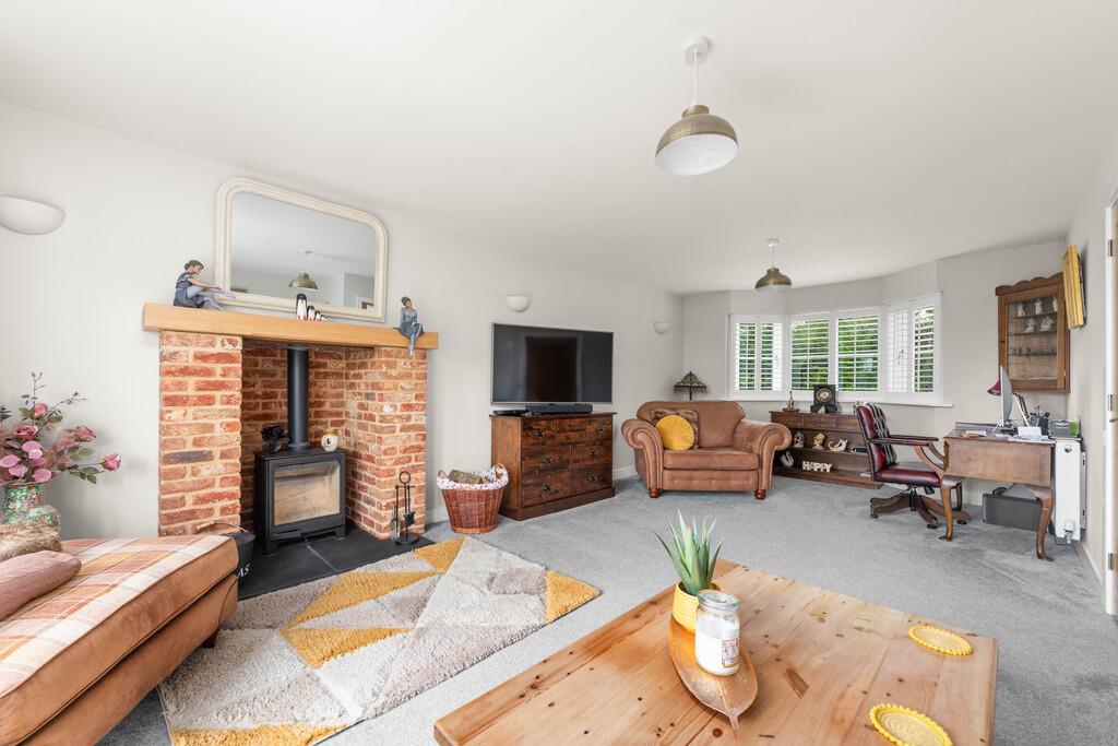 4 Bedroom Detached House For Sale in Cattle Dyke, Gorefield, Wisbech