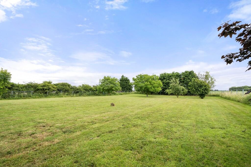 3 Bedroom Detached Bungalow For Sale in Broad Drove West, Tydd St Giles