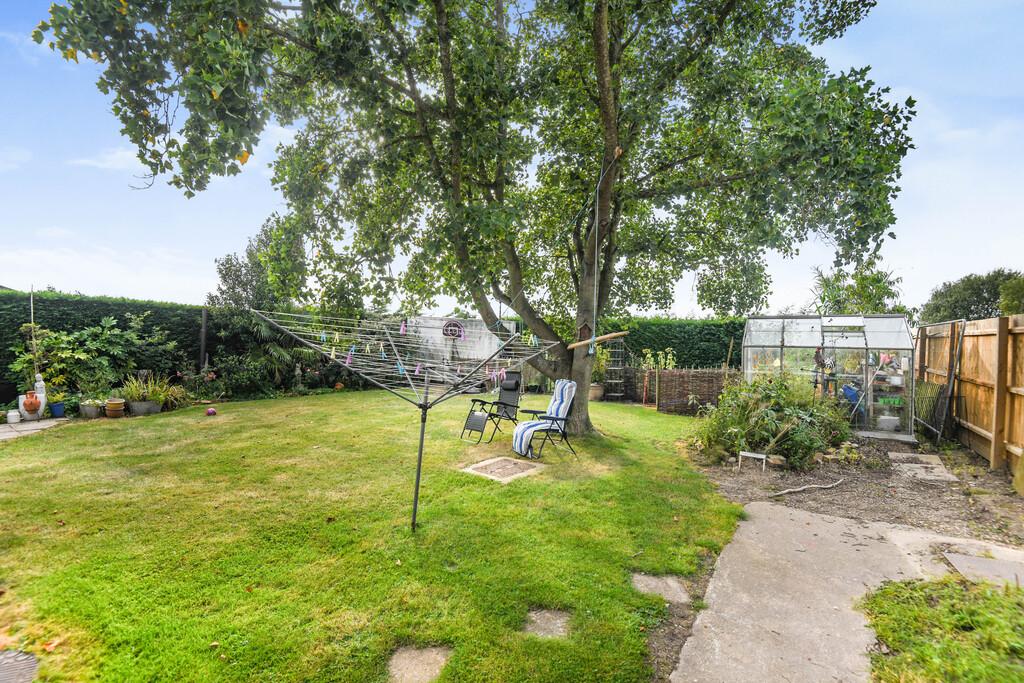 3 Bedroom Detached Bungalow For Sale in Station Road, Gedney Hill
