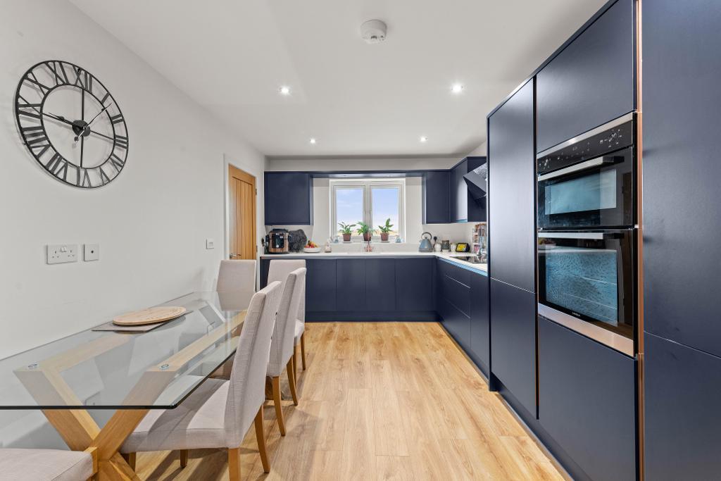 3 Bedroom Detached House For Sale in Back Road, Elm, Wisbech, PE14 0AX