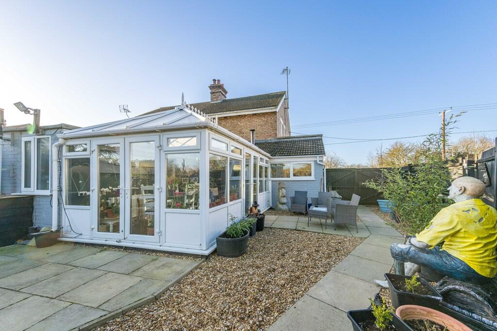3 Bedroom SemiDetached House For Sale in Murrow Lane, Murrow, Wisbech