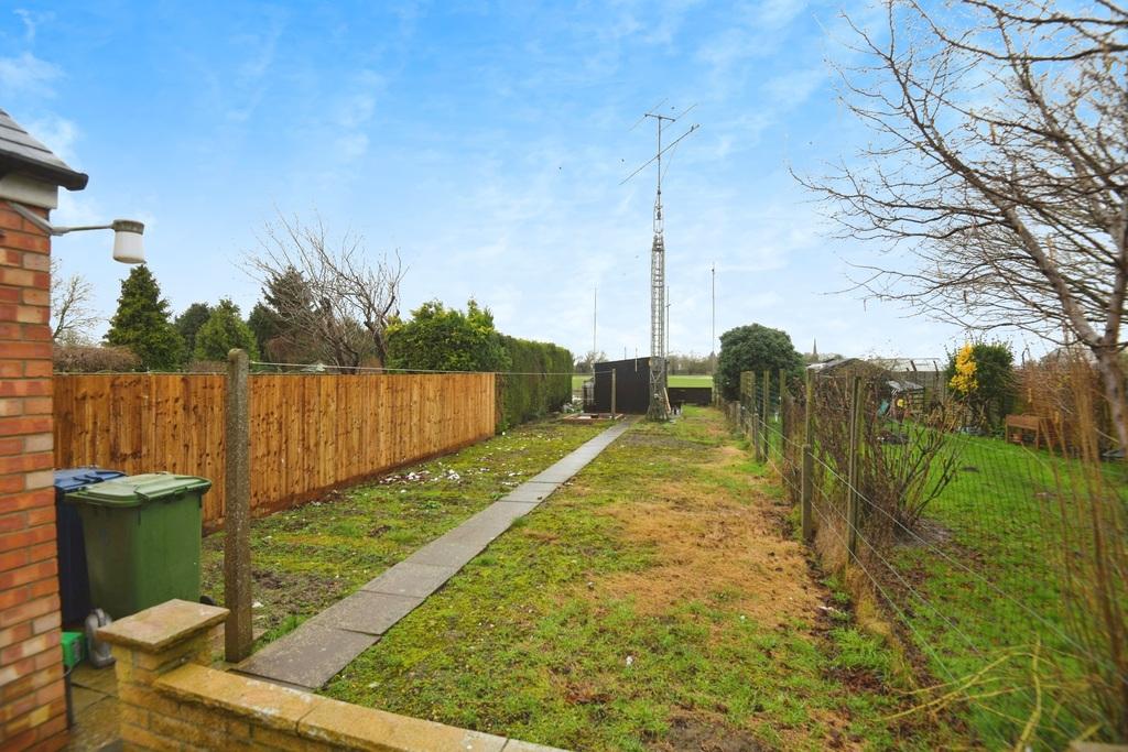 3 Bedroom SemiDetached House For Sale in Sutton Road, Leverington