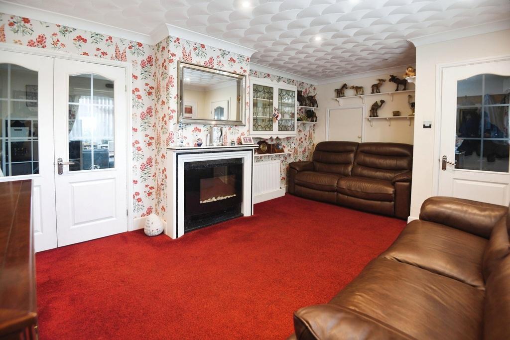 3 Bedroom SemiDetached House For Sale in Lime Avenue, Wisbech, Cambs