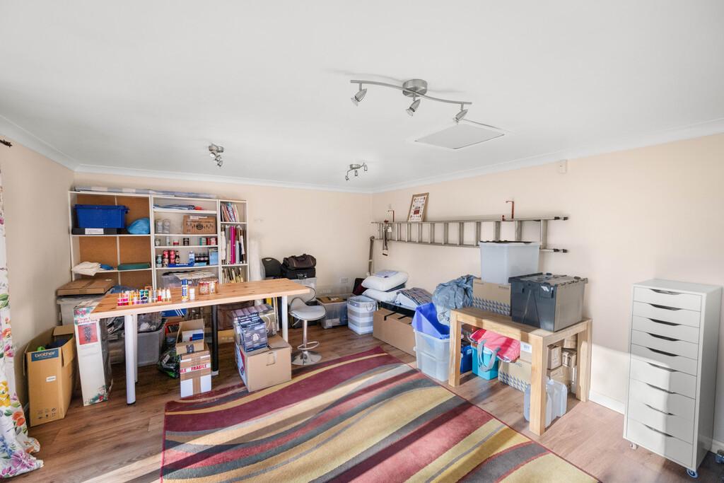 4 Bedroom Detached House For Sale in Mount Drive, Wisbech