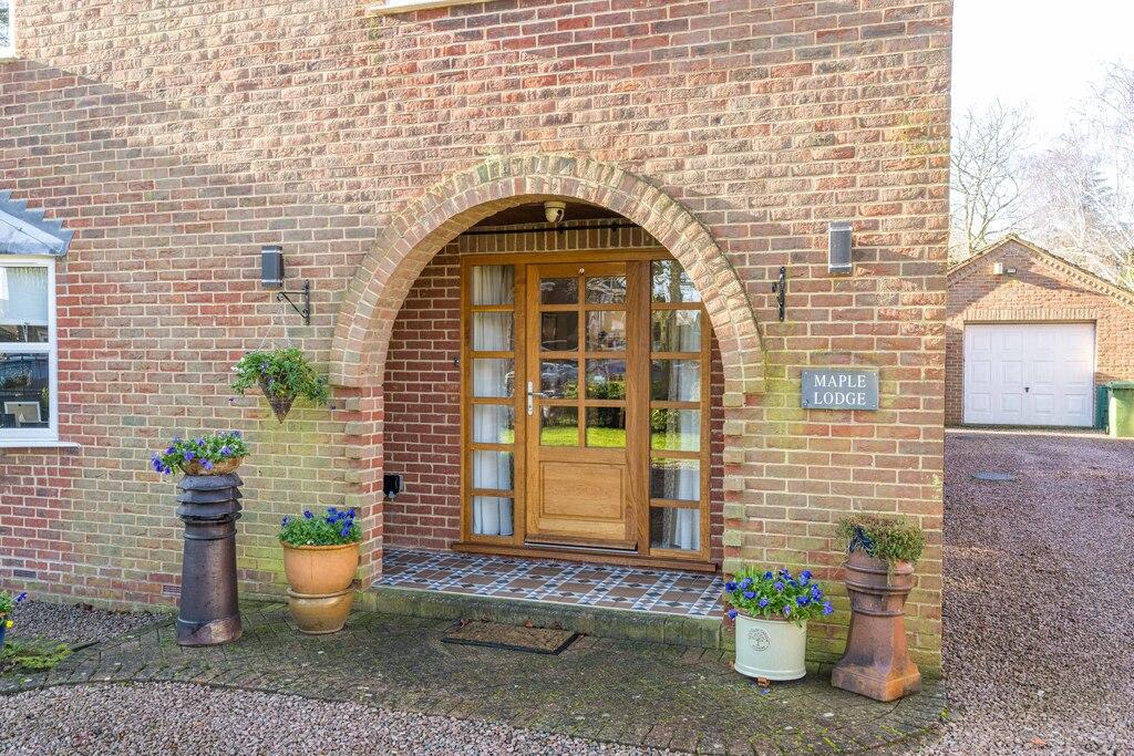 4 Bedroom Detached House For Sale in Mount Drive, Wisbech