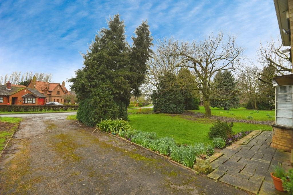 3 Bedroom Detached House For Sale in Walnut Road, Walpole St Peter