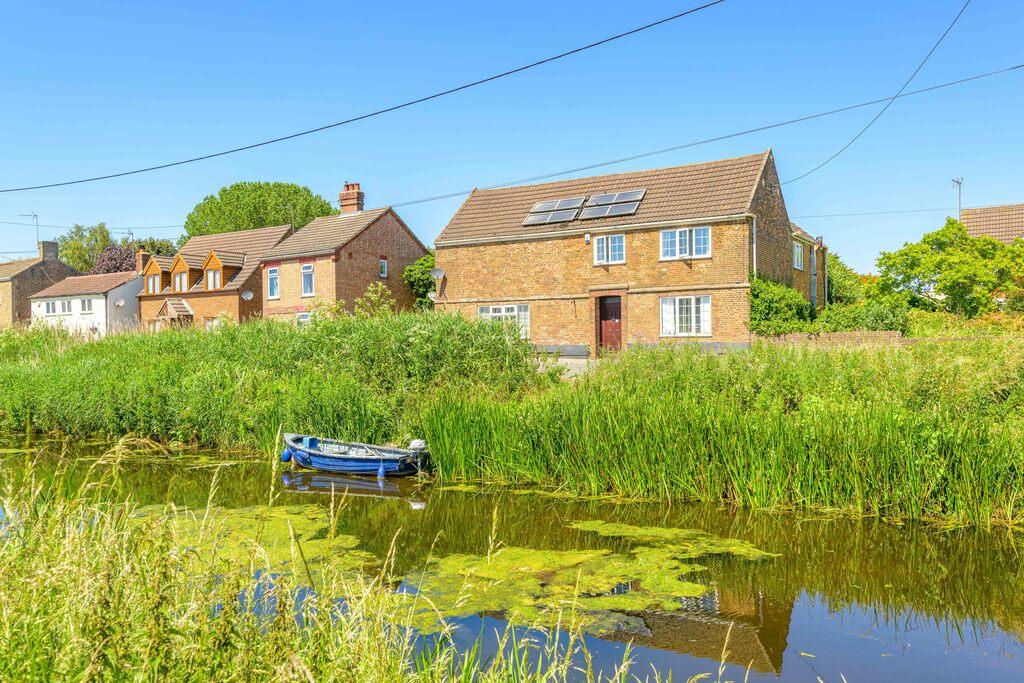 Downham Road, Outwell, Wisbech, Norfolk, PE14 8SE