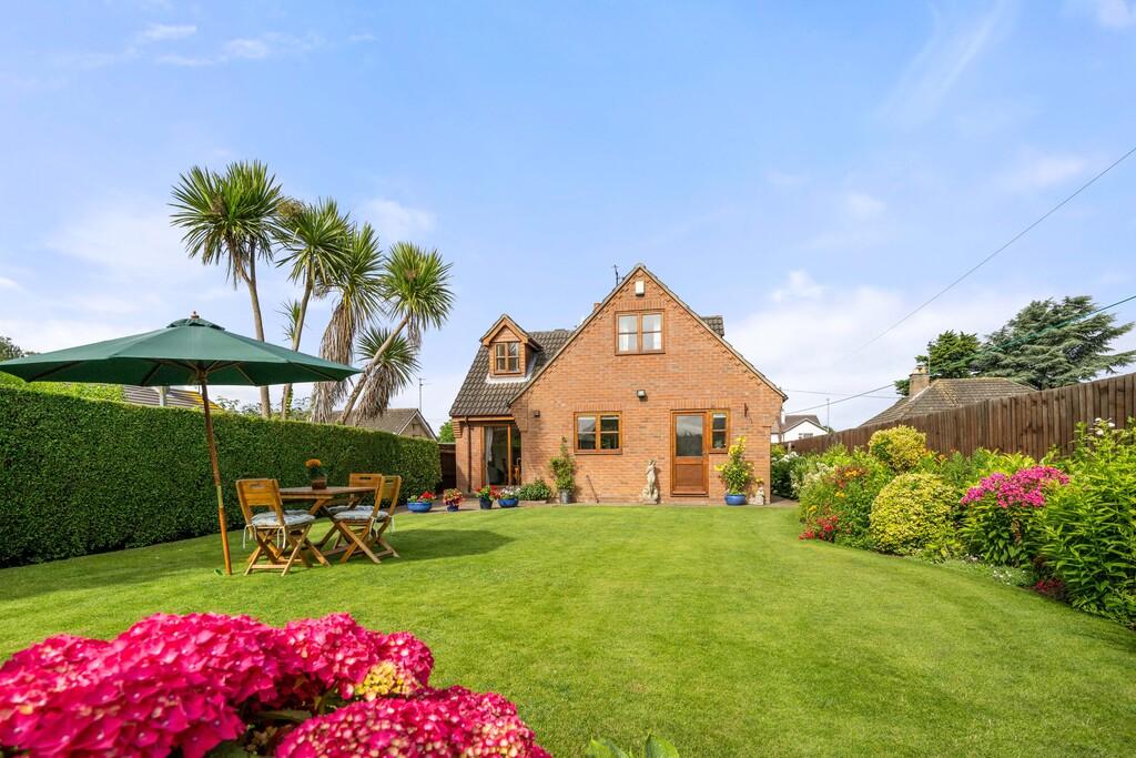 North Parade, Holbeach, Lincolnshire, PE12 7AJ