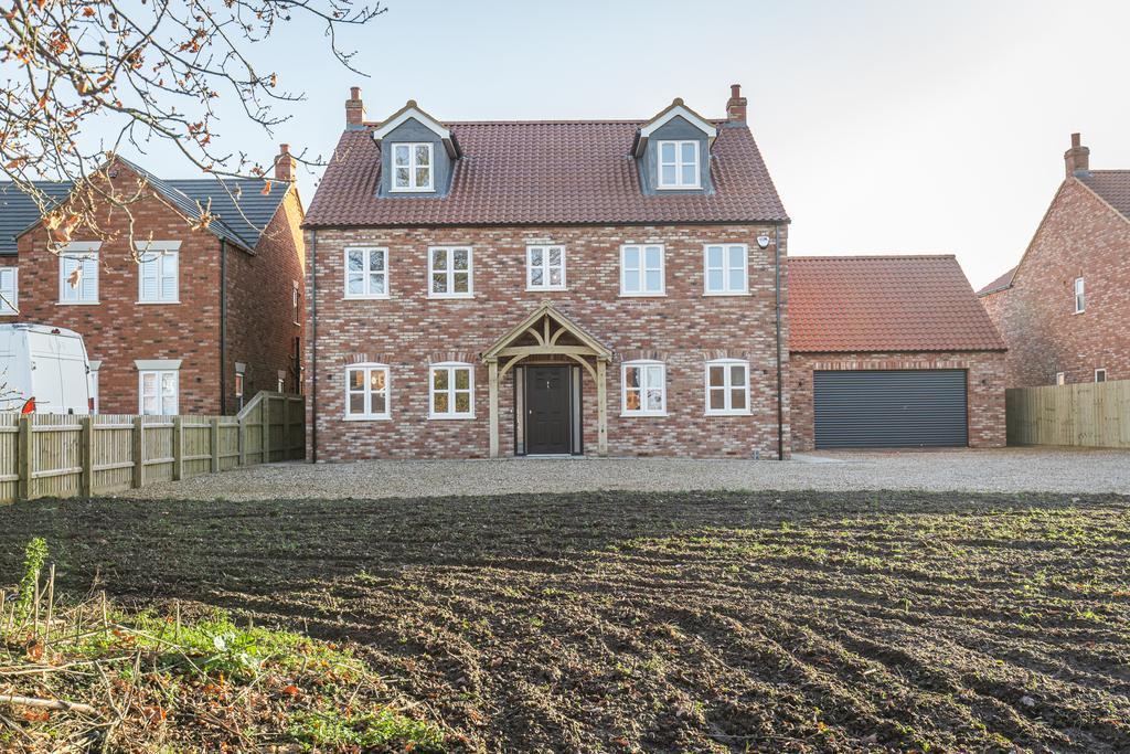 Hall Road, Outwell, Wisbech, Cambridgeshire, PE14 8PE