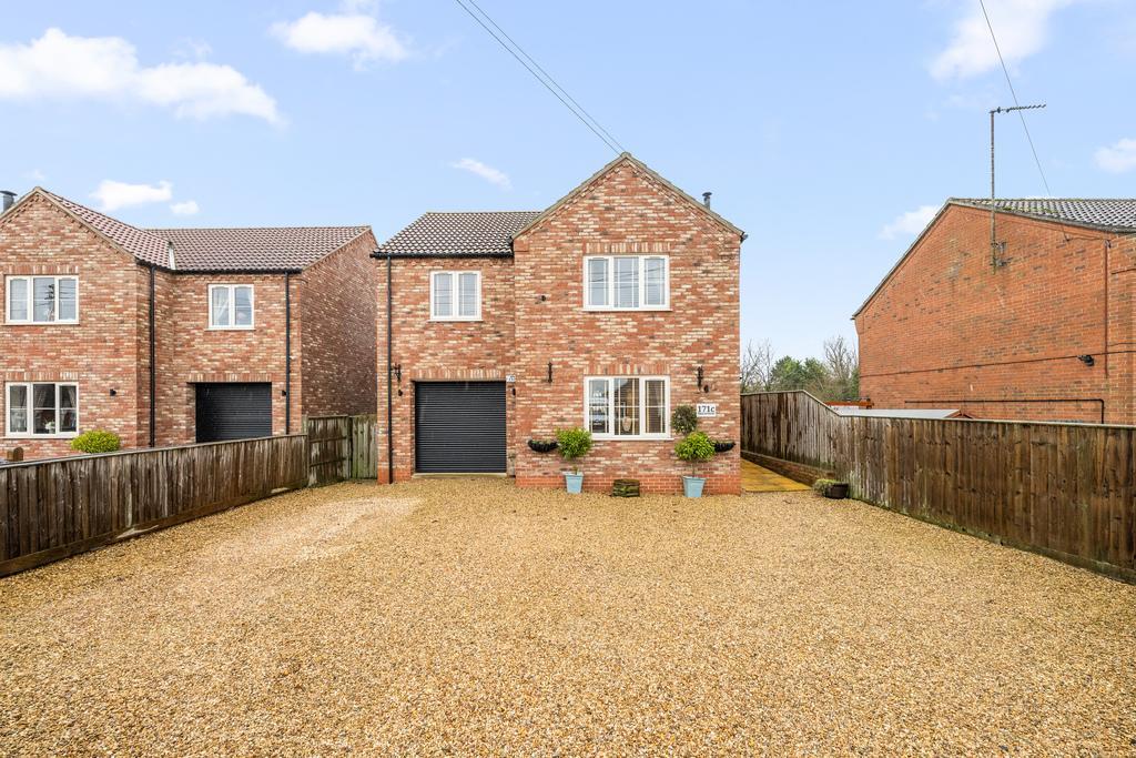 Smeeth Road, Marshland St James, Wisbech, Cambridgeshire, PE14 8JB