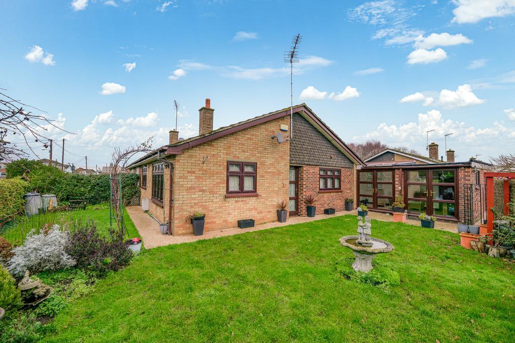 Hollycroft Close, Emneth, Wisbech, Norfolk, PE14 8BL