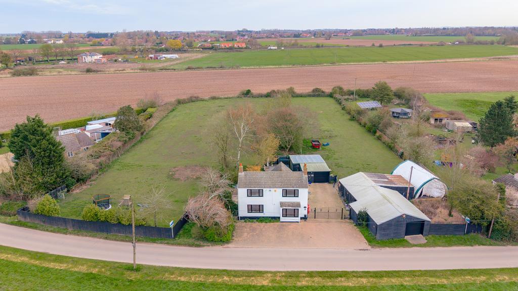 Hay Green Road South, Terrington St Clement, Kings Lynn, Norfolk, PE34 4PU