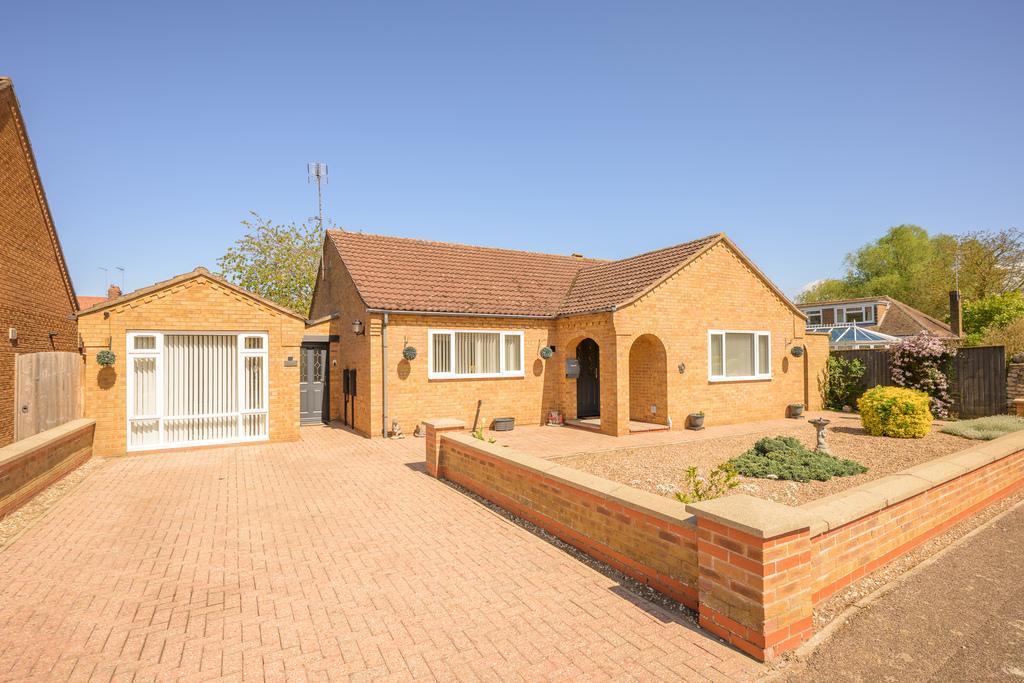 Stow Gardens, Wisbech, Cambridgeshire, PE13 2HS