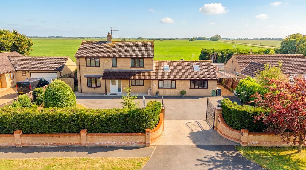 Jekils Bank, Holbeach St Johns, Spalding, Lincolnshire, PE12 8RF