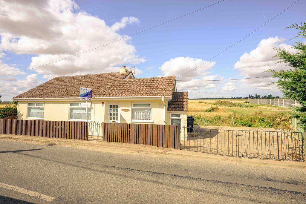 Dovecote Road, Upwell, Wisbech, Norfolk, PE14 9HB