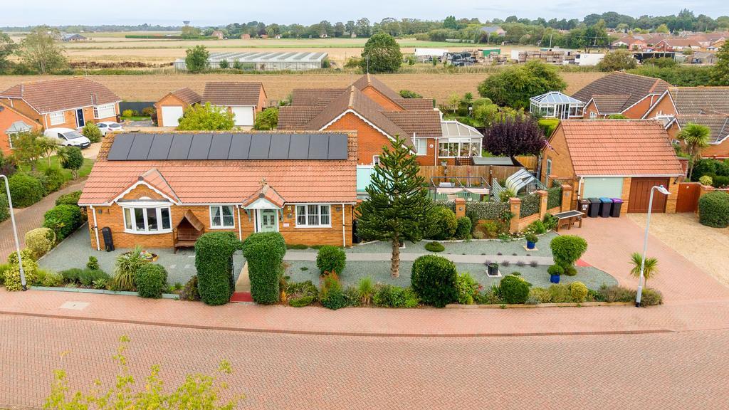 Midsummer Gardens, Long Sutton, Lincolnshire, PE12 9GF