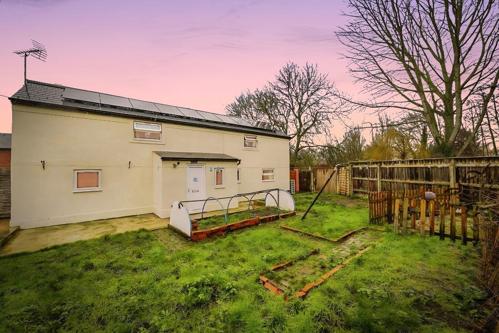 Wisbech Road, Outwell, Wisbech, Norfolk, PE14 8PA
